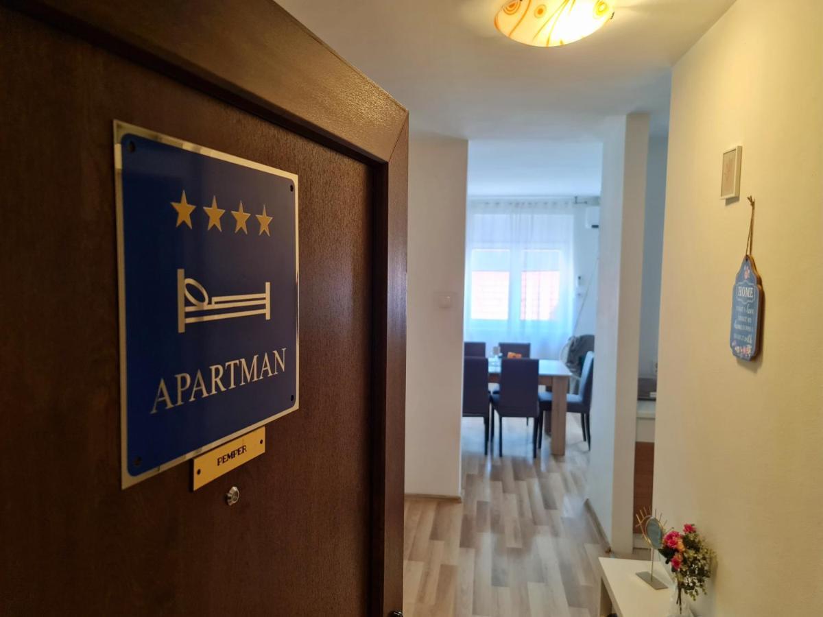 Apartment Pemper - Self Check In And Check Out Otocac Ngoại thất bức ảnh